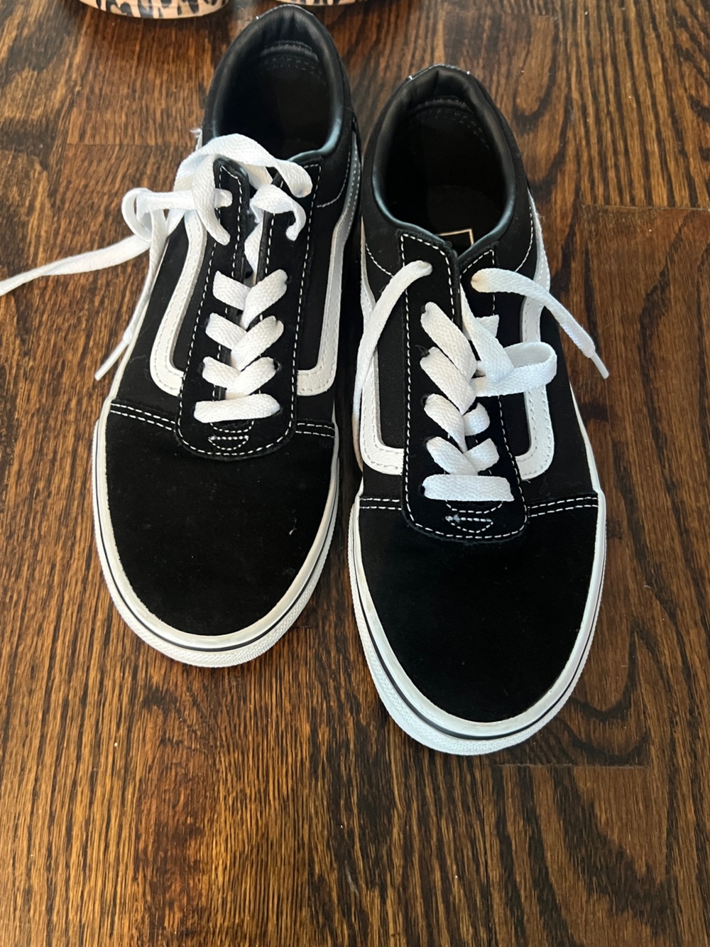 Vans Kids Old Skool Black and White Low-Top Skate Sneakers